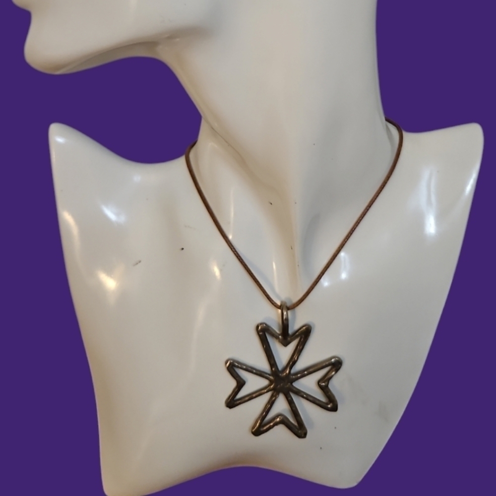 HANDMADE Artisan Freemason Maltese Cross Pendant Rope Necklace